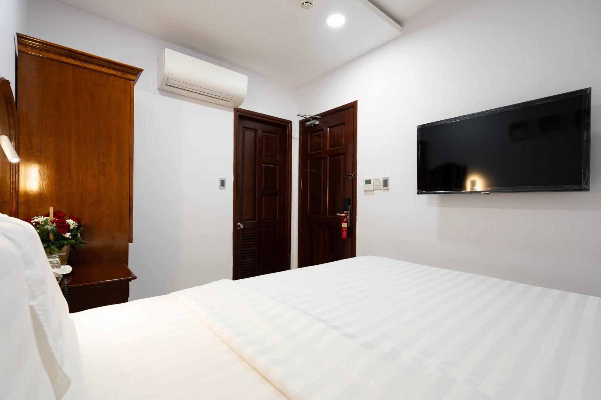 Hoang Luxury Hotel Dist 1 Ho Chi Minh Esterno foto