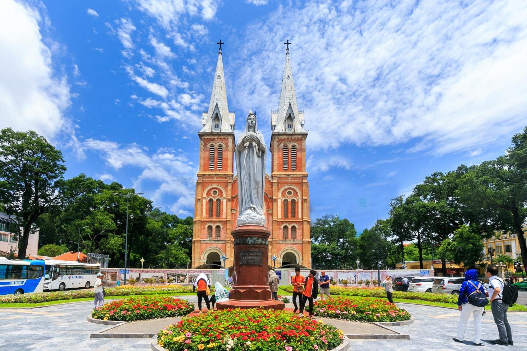 Hoang Luxury Hotel Dist 1 Ho Chi Minh Esterno foto
